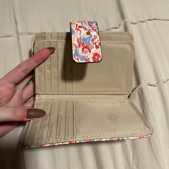 FLORAL INDEXER WALLET - Picture 5 of 7